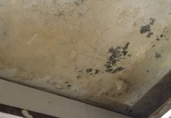 沙依巴克阳台漏水维修公司分享下沙依巴克卫生间渗水维修需要注意哪些问题。
